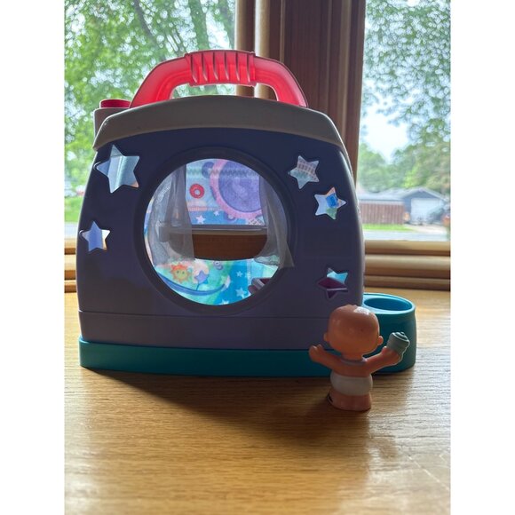 Fisher Price Little People Cuddle & Play Nursery Toy With Accessories - Picture 5 of 9